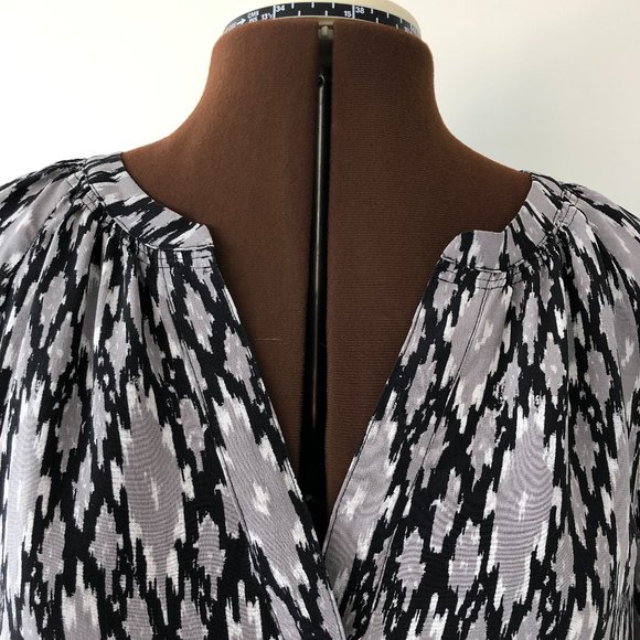 Joie Silk Black and Grey Aztec Print Pullover Top - Picture 3 of 7